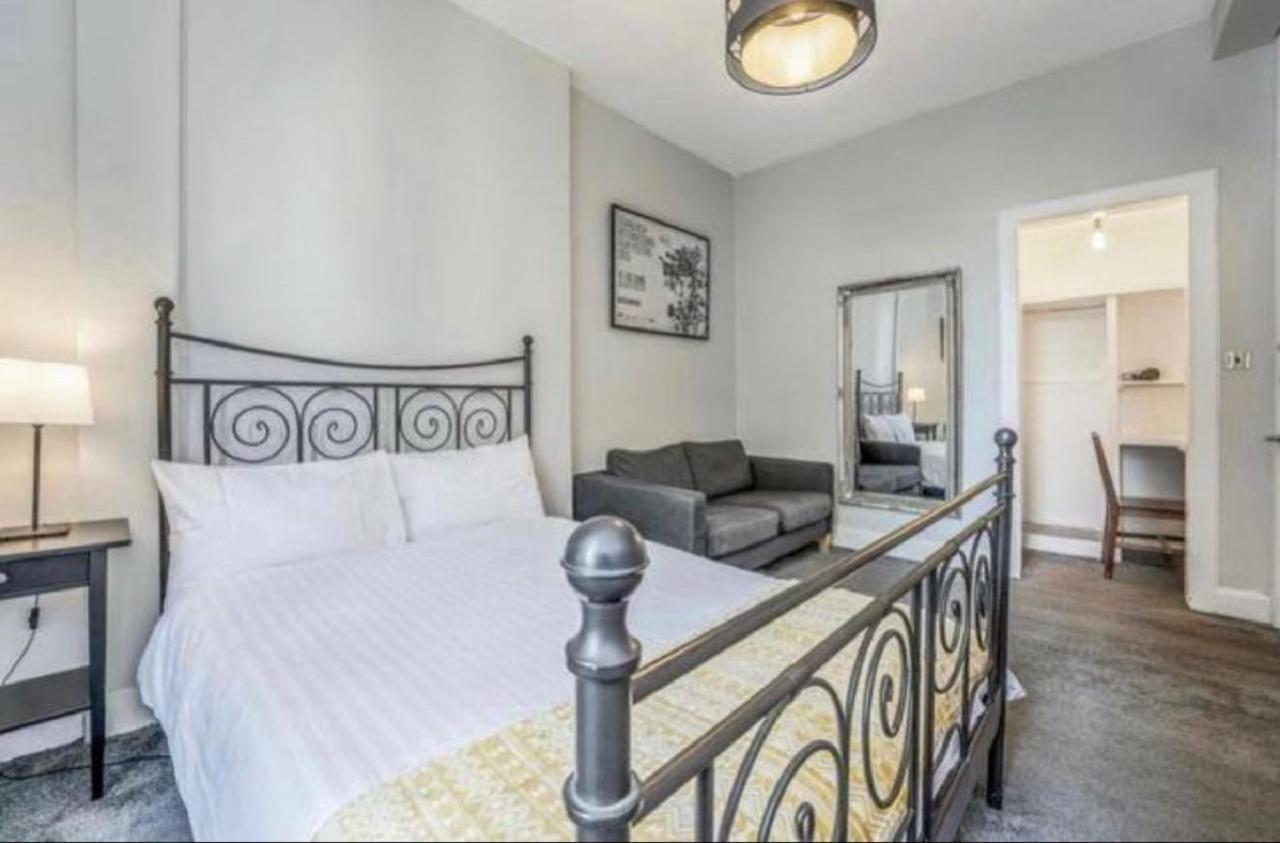 Spacious & Comfortable 3 Bedroom Apartment - Near City Centre - Free Parking Available - Sleeps Up To 5 Guests Edynburg Zewnętrze zdjęcie